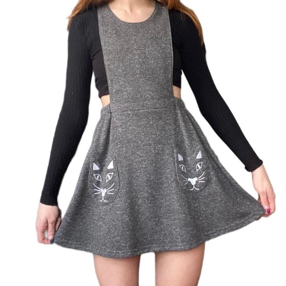 En Creme Cat Kitty Dress. Gray bib dress embroidered cats on pockets Size Medium - Picture 1 of 11